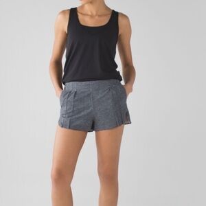 Lululemon &Go Endeavor Heathered Texture Grey Deep Coal Shorts Size 6